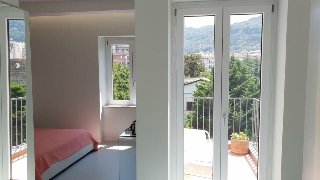 Younique Sorrento Exterior foto